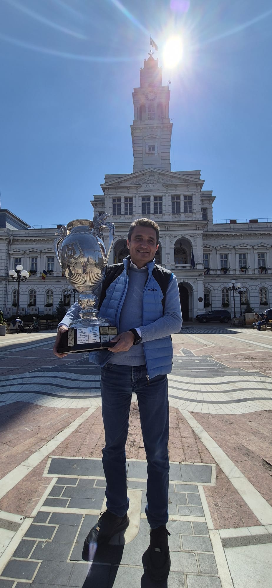 Cupa 1
220 kB Cupa 1